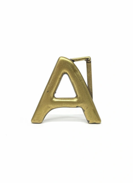 hebilla de cinturón acabado a a vista frontal — CJ3413