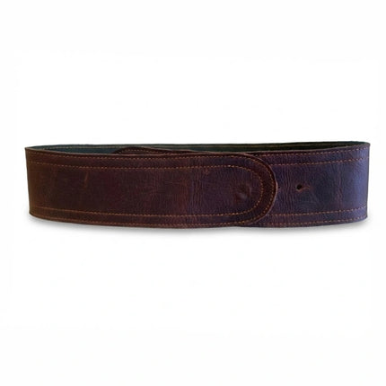 detalle marrón oscuro cinturón de piel marrón oscuro para unisex — ref. CJ1251
