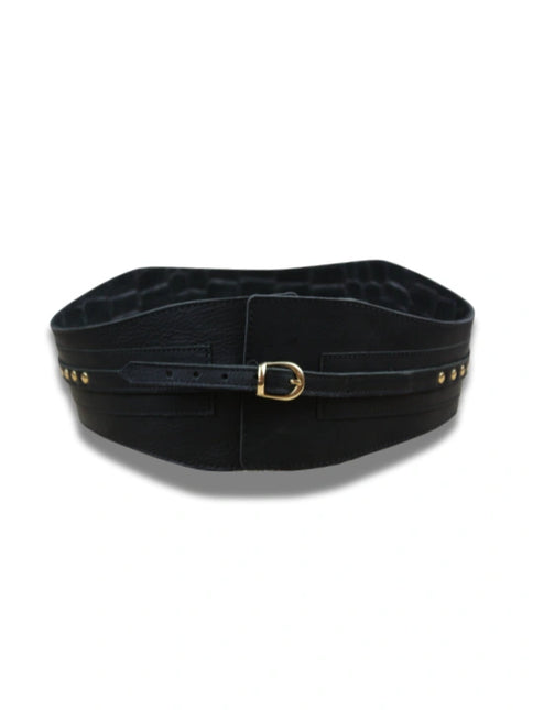 fajin de piel grabada efecto cocodrilo con tachuelas negro vista frontal — CJ1256