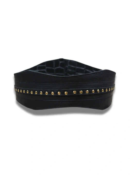 detalle negro fajin de piel grabada efecto cocodrilo con tachuelas — ref. CJ1256